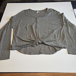 Mudd Lightweight Knotted‎ Shirt